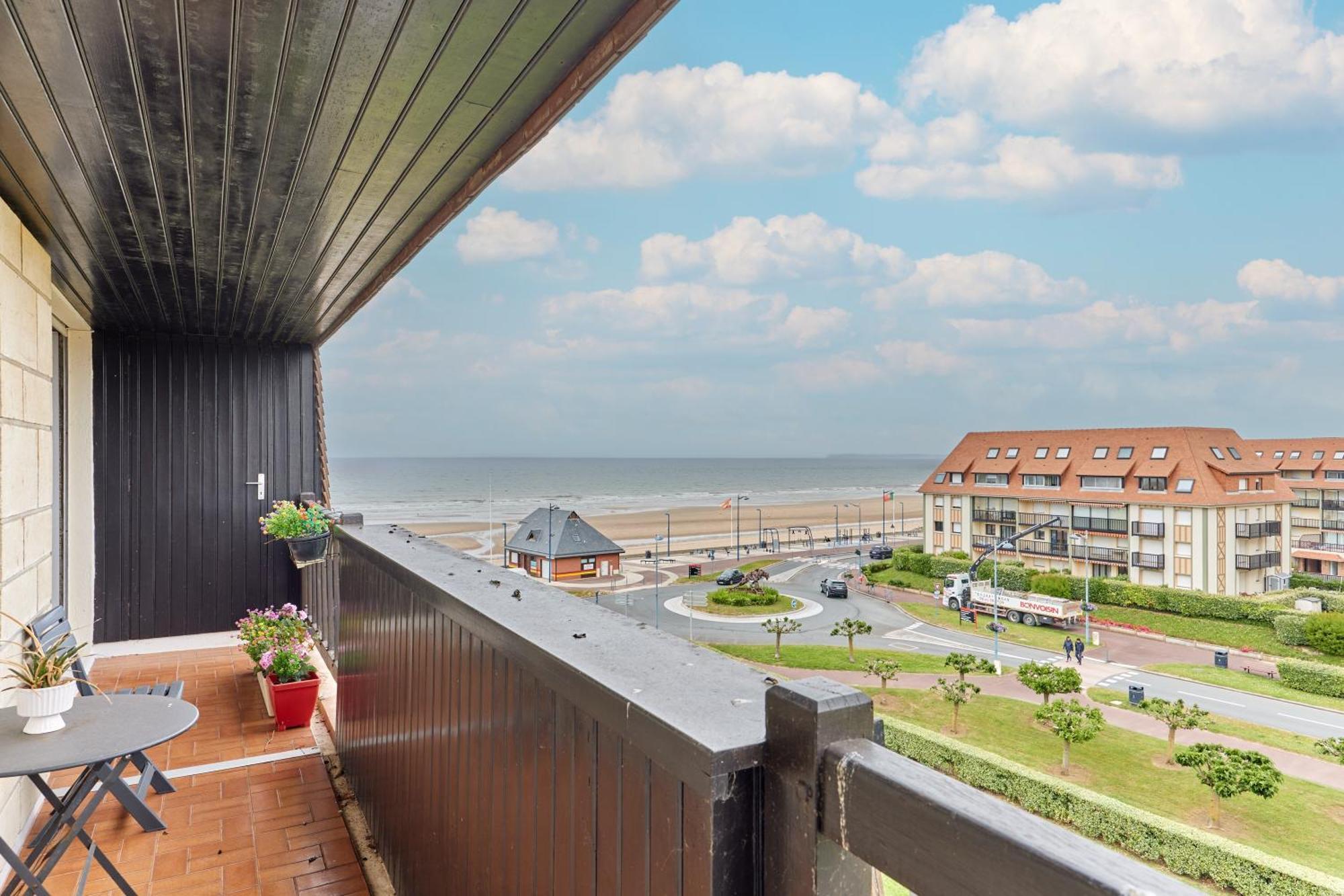 Le Plein Soleil - Appt Pour 6 Proche De La Plage Villers-sur-Mer Exterior foto